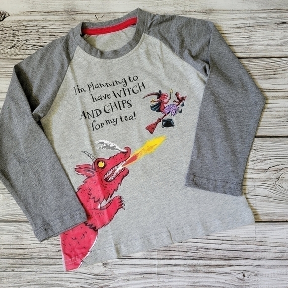 Room On The Broom Halloween Long-Sleeve Top NWT - Picture 4 of 11